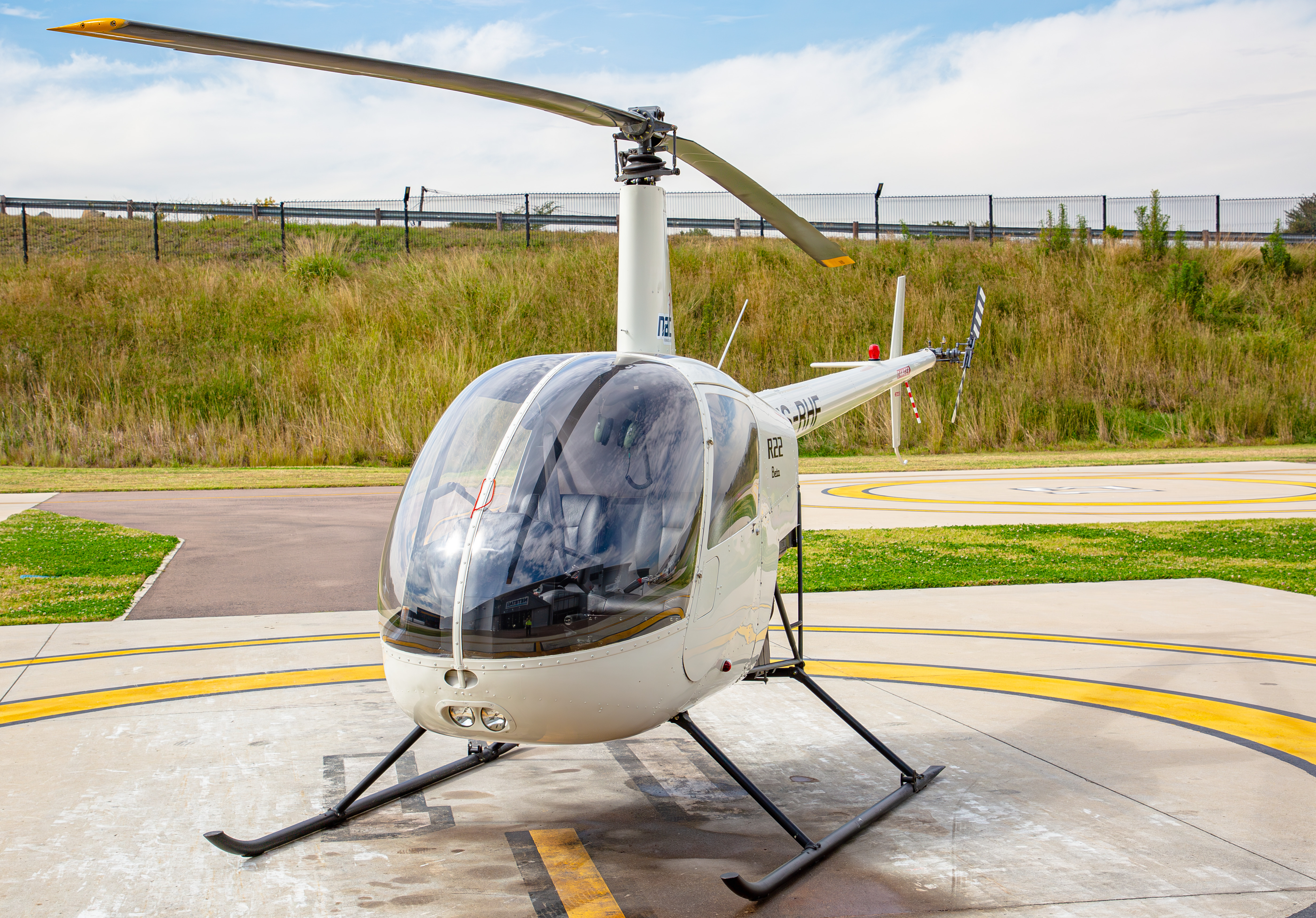 Robinson R22