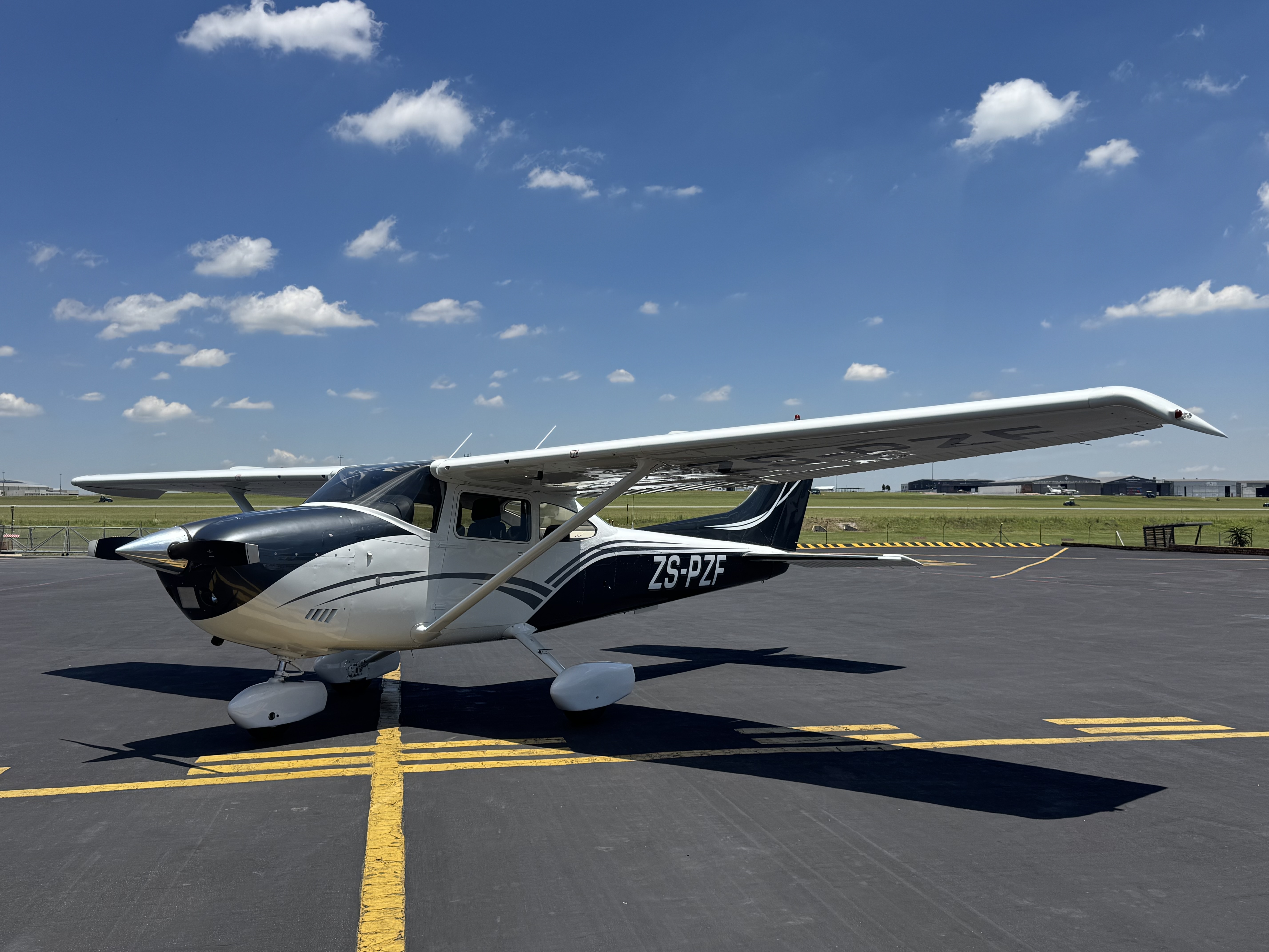 Cessna 182L